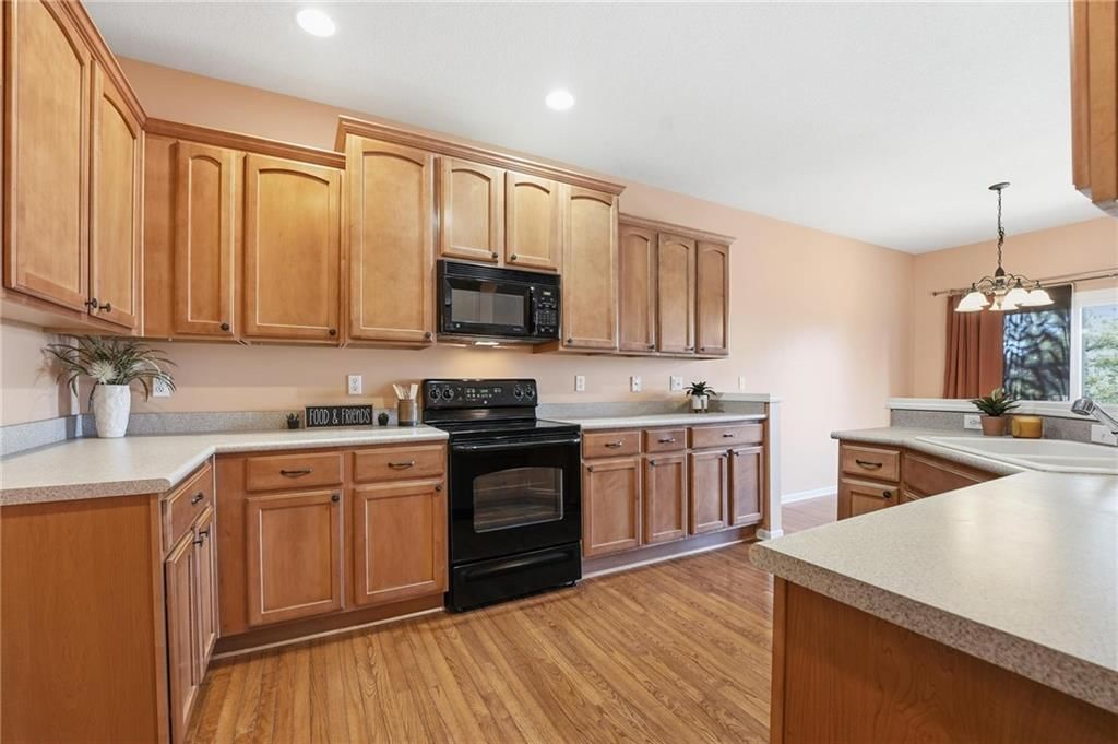 4821 SW Davis Drive — photo 10