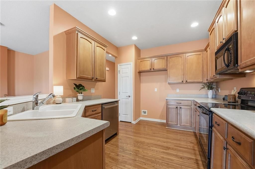 4821 SW Davis Drive — photo 11