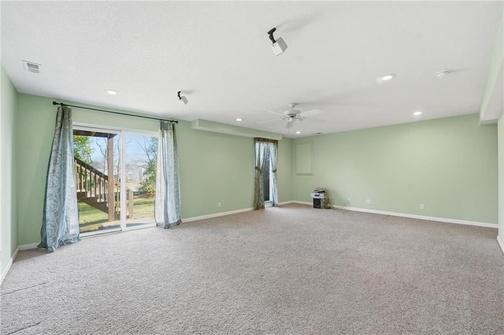 4821 SW Davis Drive — photo 25