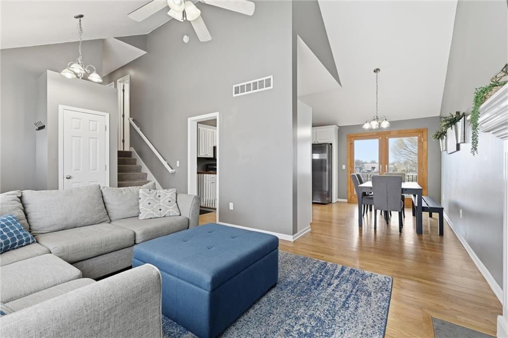 834 N JUNIPER Court — photo 8
