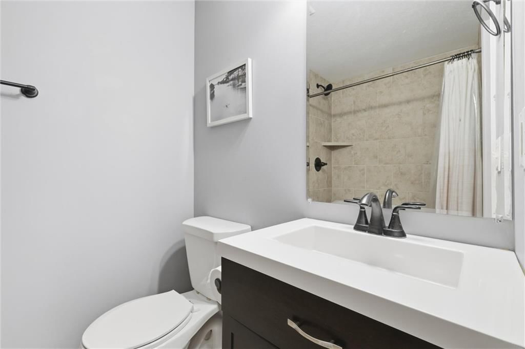 834 N JUNIPER Court — photo 28
