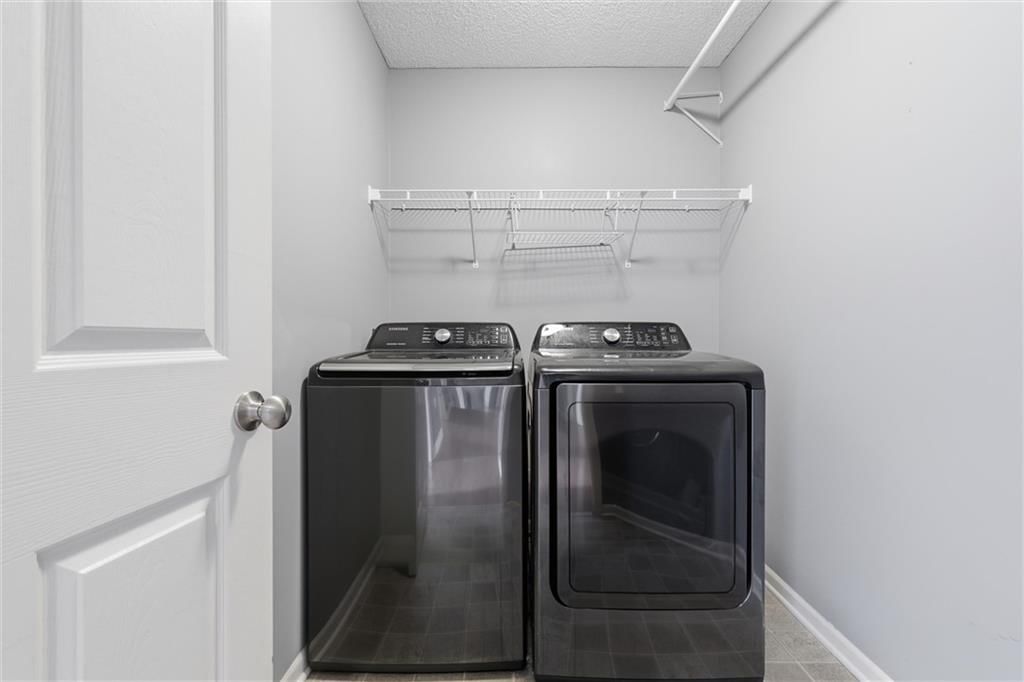 834 N JUNIPER Court — photo 29