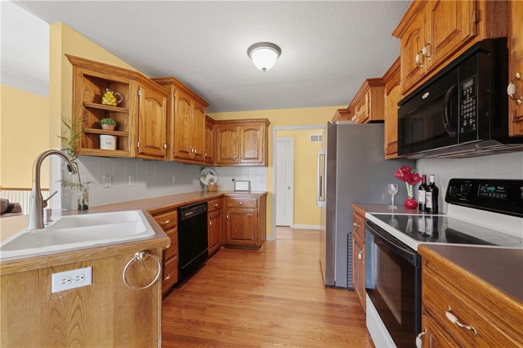13520 Sycamore Drive — photo 11