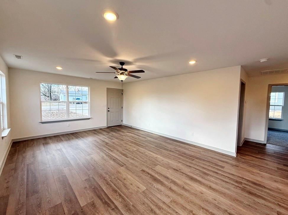 1803 S Elm Street — photo 5
