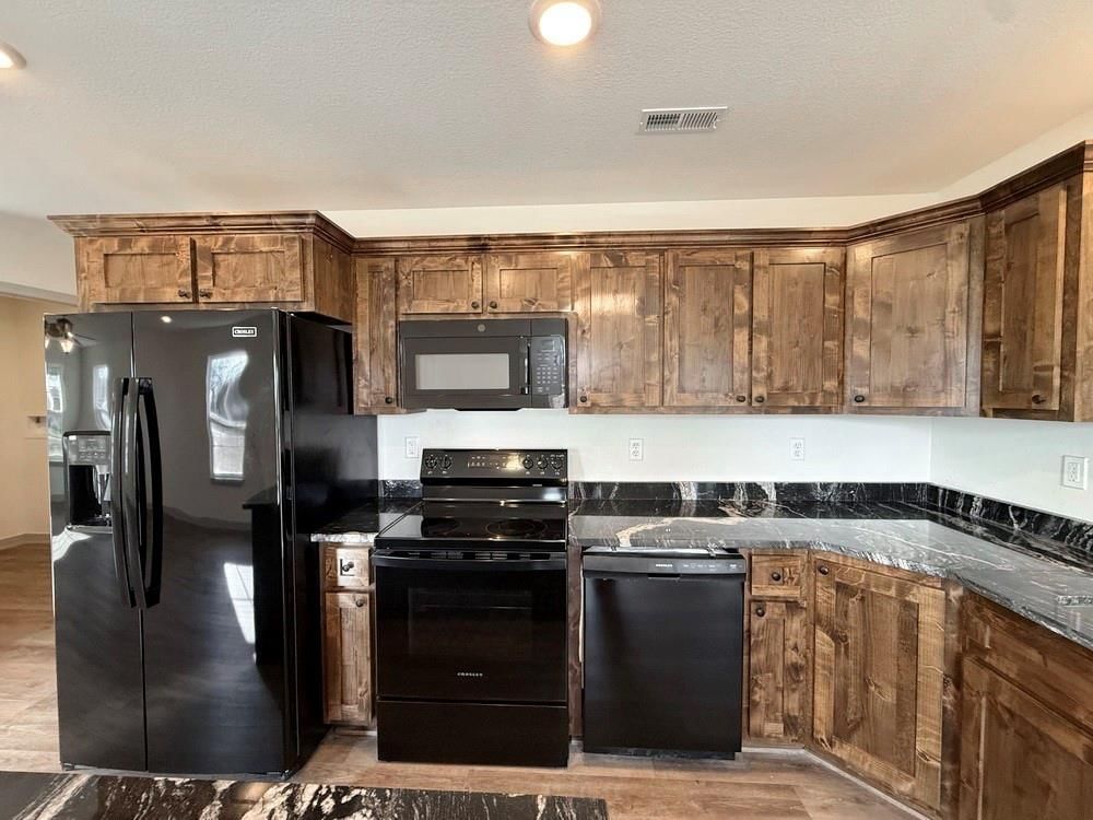 1803 S Elm Street — photo 11