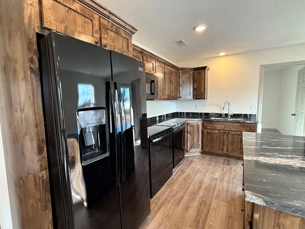 1803 S Elm Street — photo 16