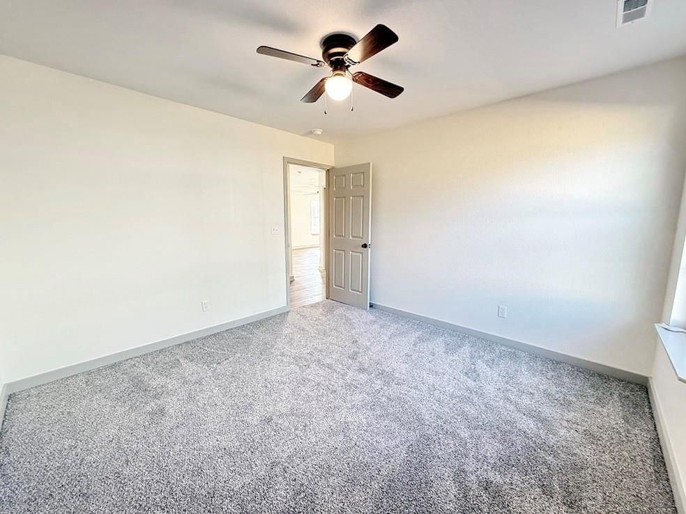 1803 S Elm Street — photo 32