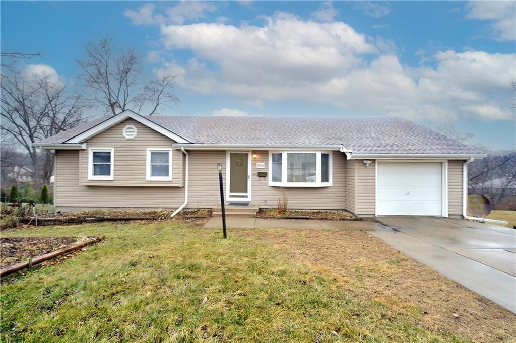 9404 E 84th Street, Raytown, MO