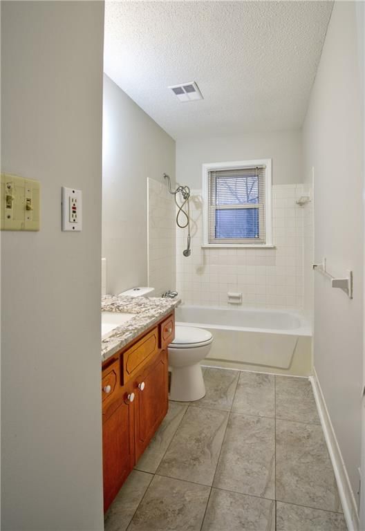 9404 E 84th Street — photo 12