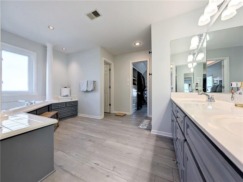 1304 Surrey Trace Road — photo 24