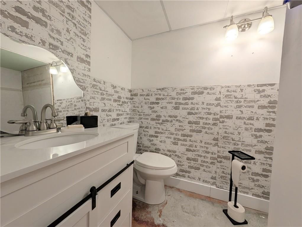 1304 Surrey Trace Road — photo 43
