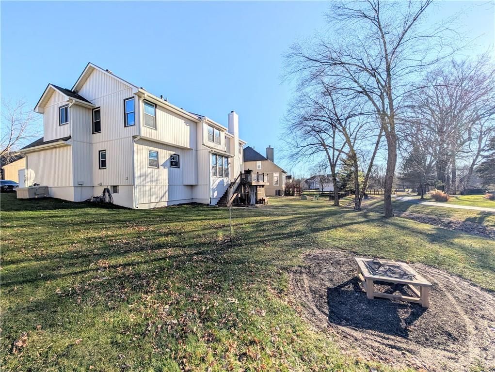1304 Surrey Trace Road — photo 48