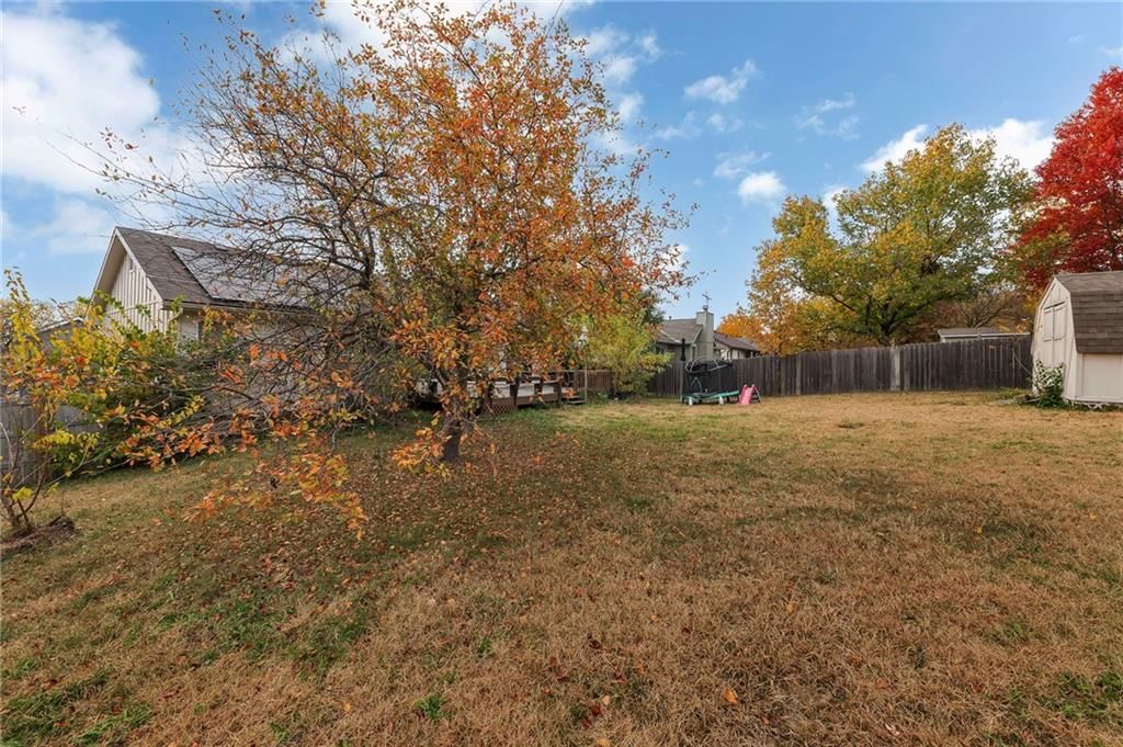 6807 T Gabbert Drive — photo 30