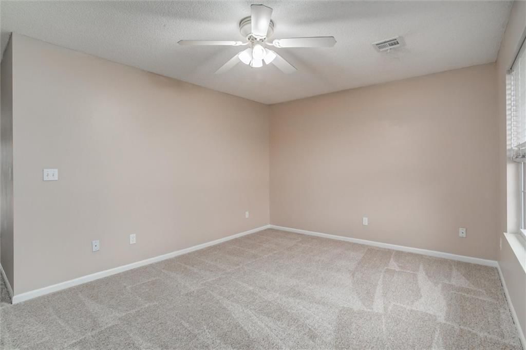 1123 SW Ephraim Drive — photo 8