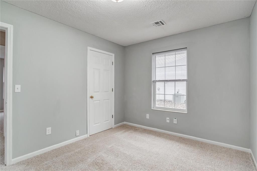 1123 SW Ephraim Drive — photo 13