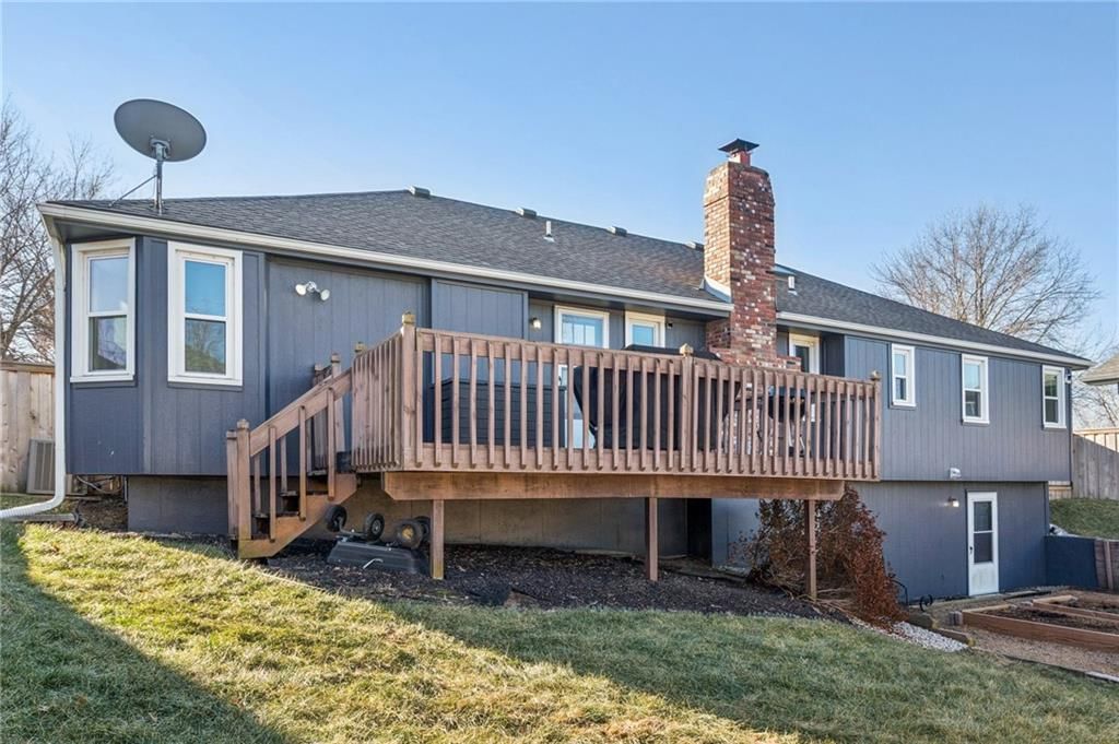 704 Feldspar Street — photo 33