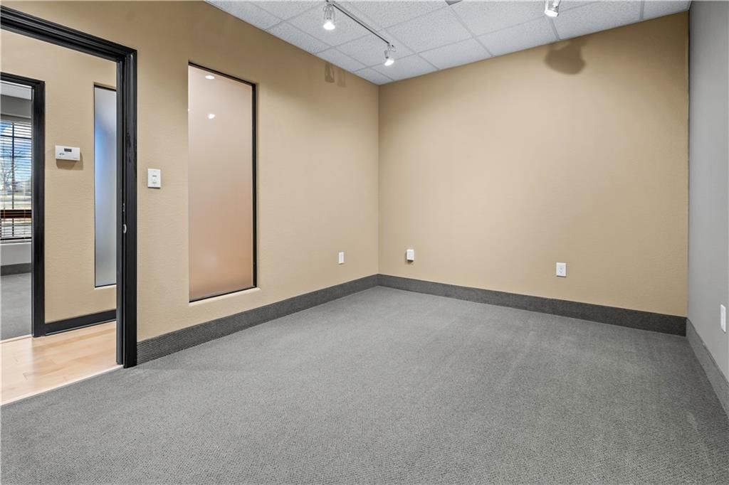 4702 Eastern Avenue — photo 37