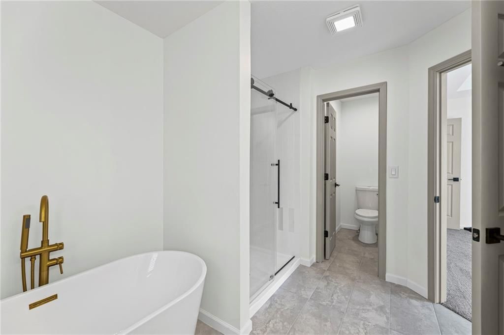 13704 Berger Avenue — photo 18