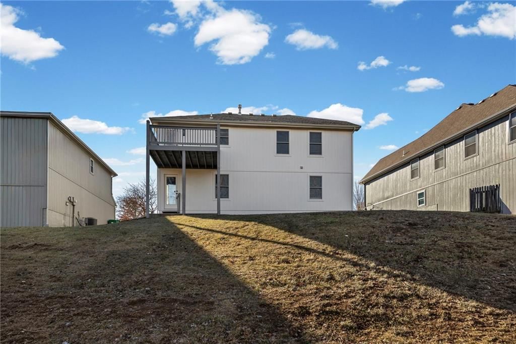 13704 Berger Avenue — photo 43
