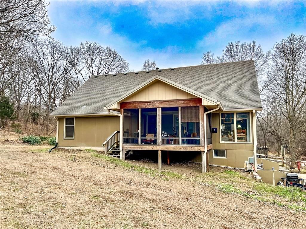 33108 E Hammond Road — photo 5