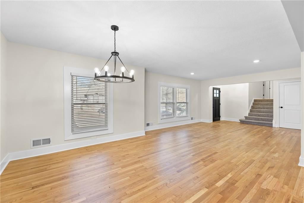 1421 E Stagecoach Drive — photo 9
