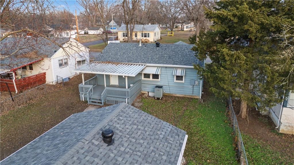 1404 S Grand Avenue — photo 20