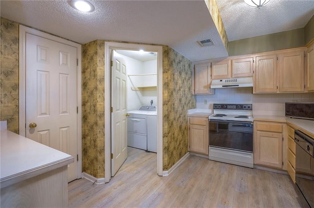 12441 Charlotte Street — photo 7