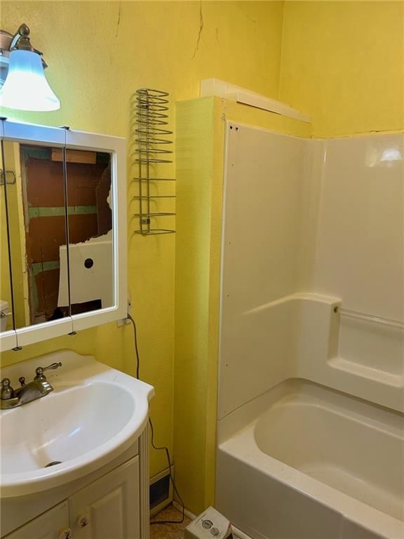 1530 Grand Avenue — photo 14
