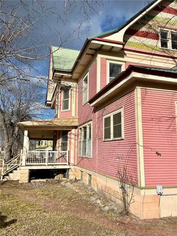 1530 Grand Avenue — photo 18