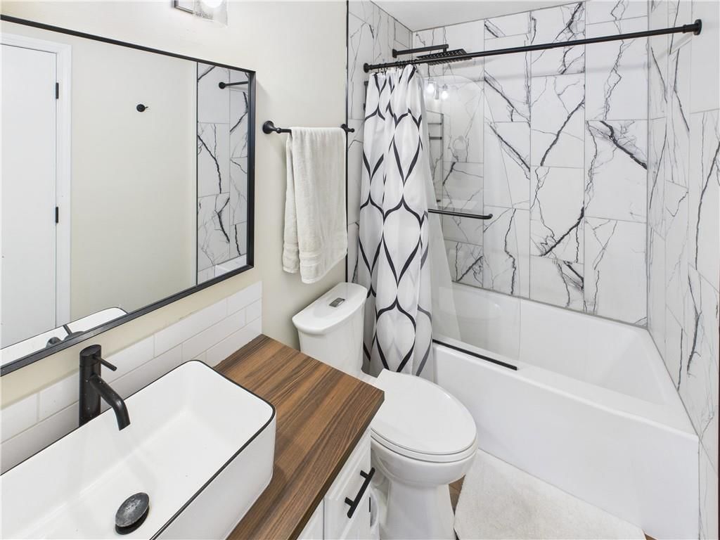 1009 Walnut Lane — photo 17