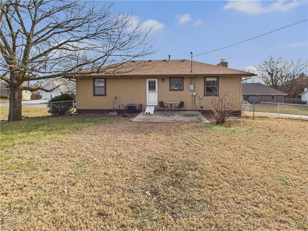 1009 Walnut Lane — photo 29