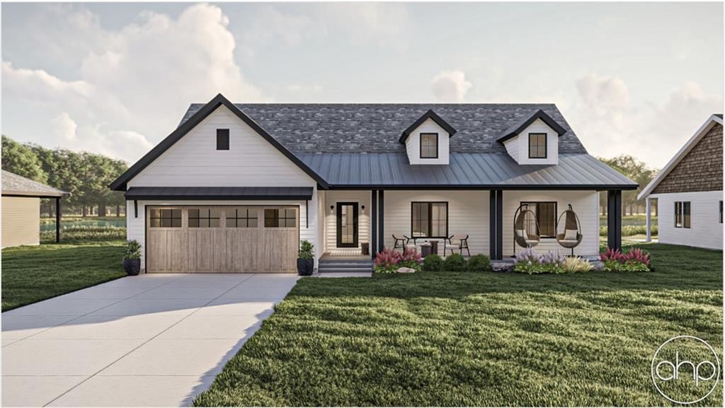130 Shoreline Drive, Louisburg, KS