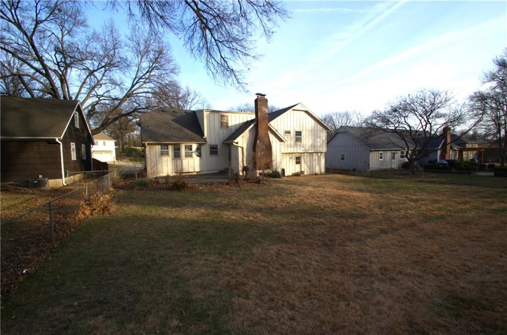 10120 Glenwood Street — photo 5