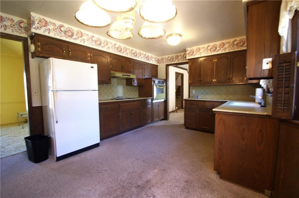10120 Glenwood Street — photo 11