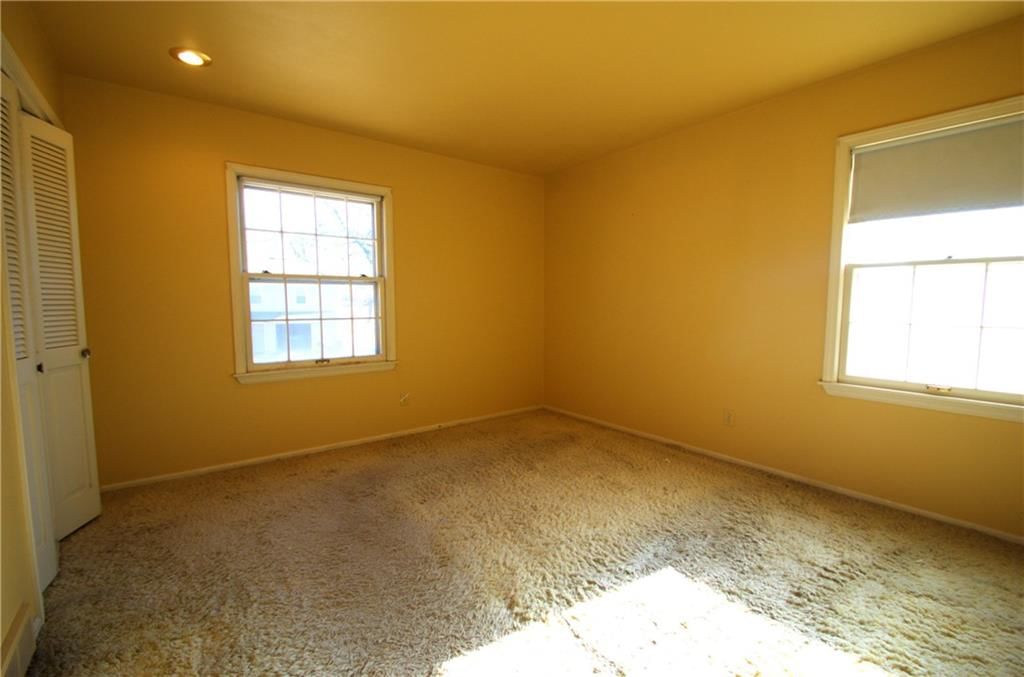 10120 Glenwood Street — photo 16
