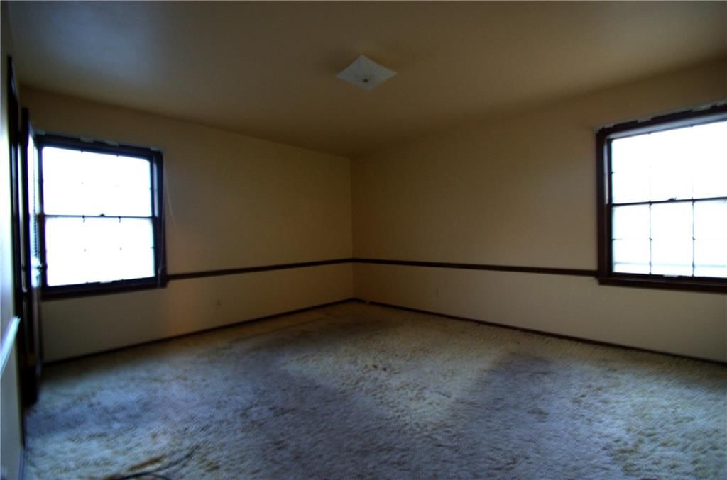 10120 Glenwood Street — photo 17