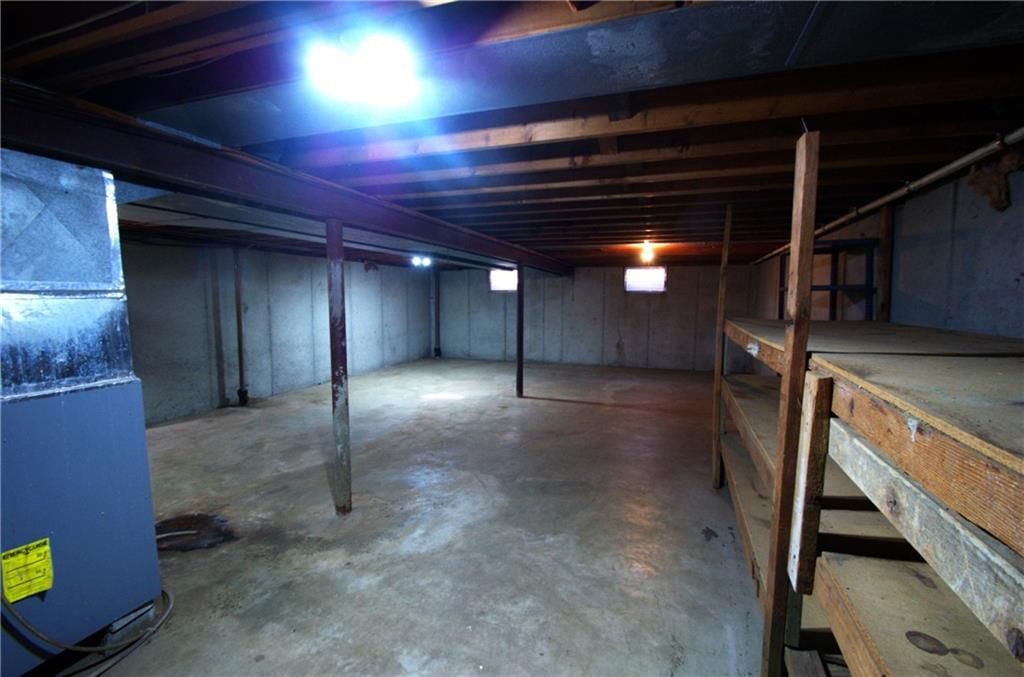 10120 Glenwood Street — photo 24