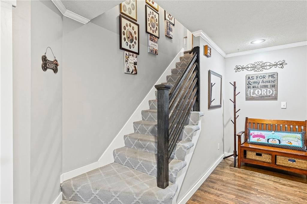 1300 NW TIMBER OAK Drive — photo 4