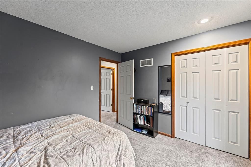 1300 NW TIMBER OAK Drive — photo 35