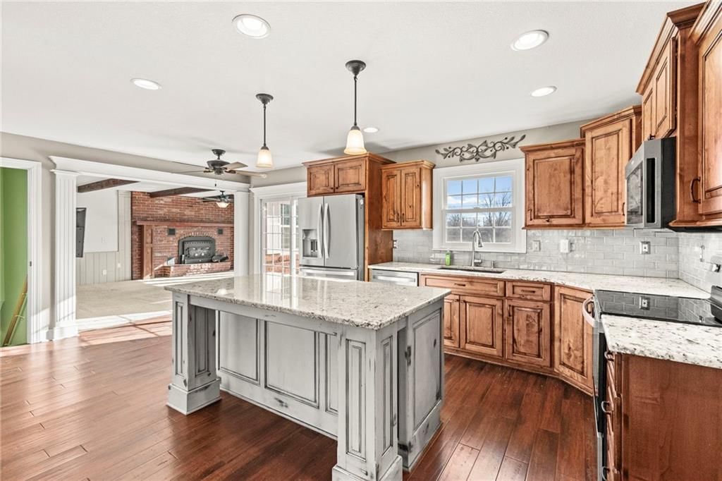 505 Southview Drive — photo 18