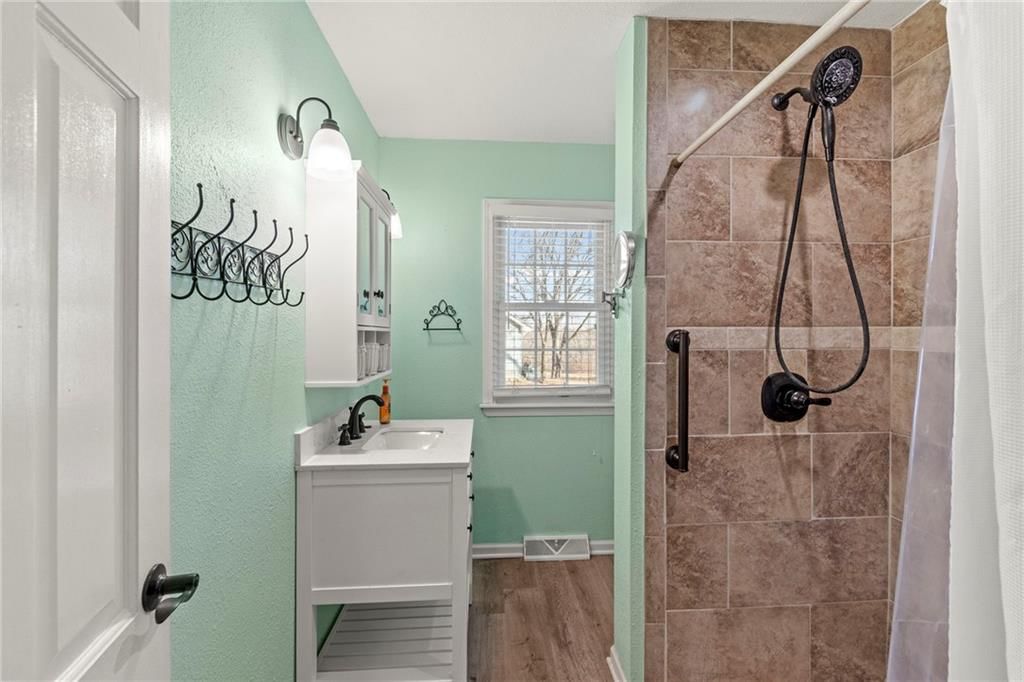 505 Southview Drive — photo 26