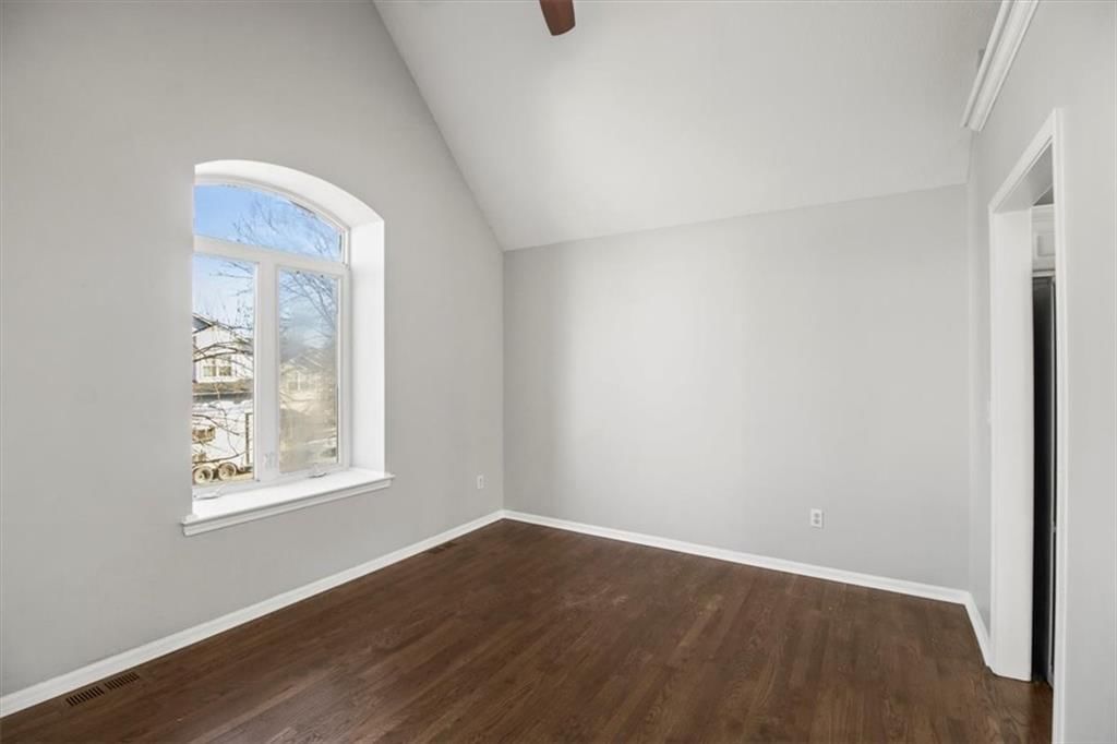432 SW Oak Wood Lane — photo 6