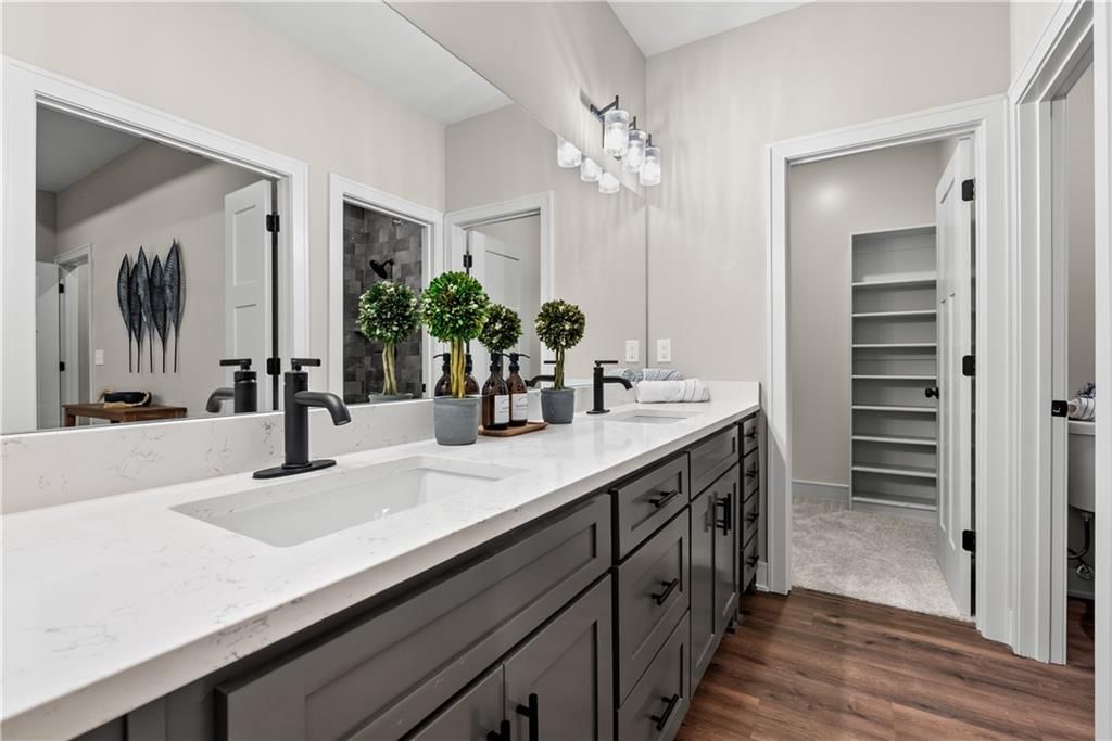 212 S Devin Street — photo 20