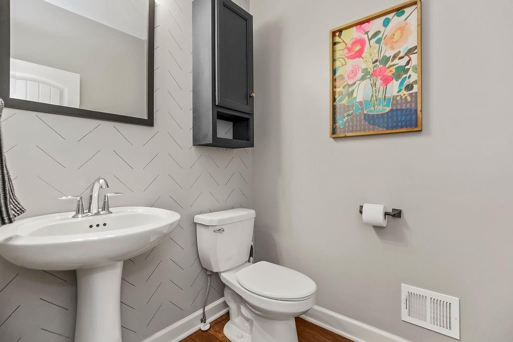 1000 NE Brookfield Drive — photo 13