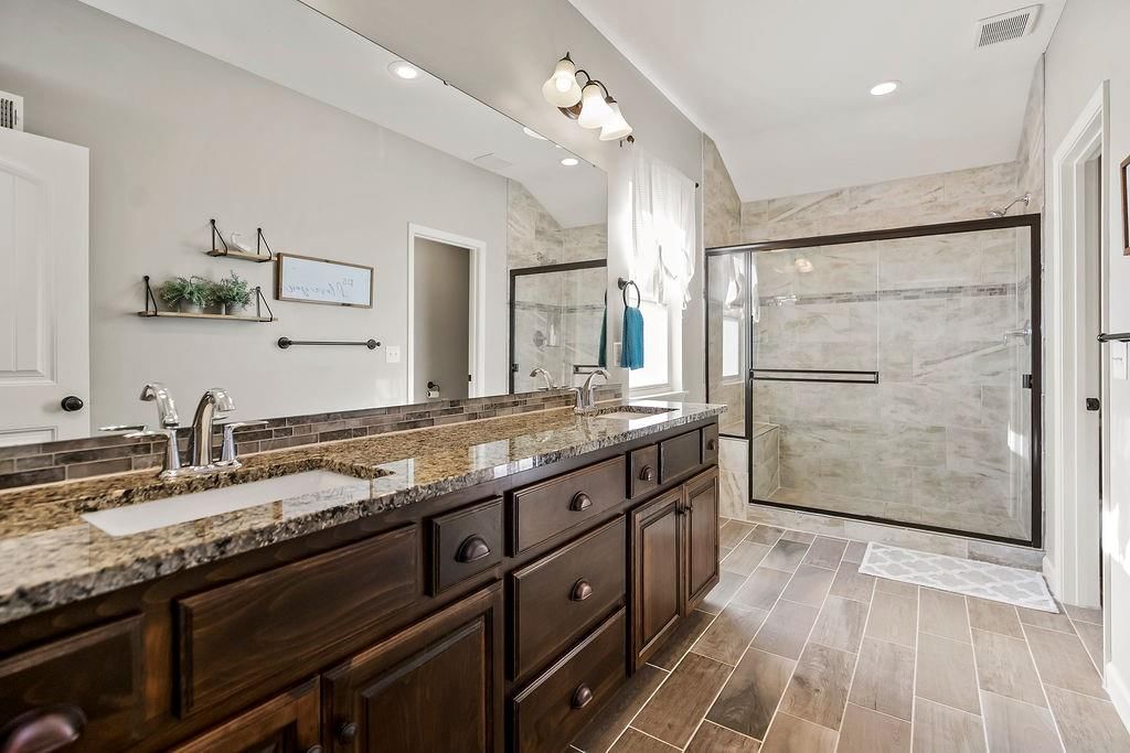 1000 NE Brookfield Drive — photo 20