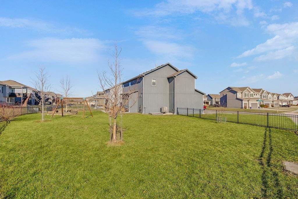 1000 NE Brookfield Drive — photo 29
