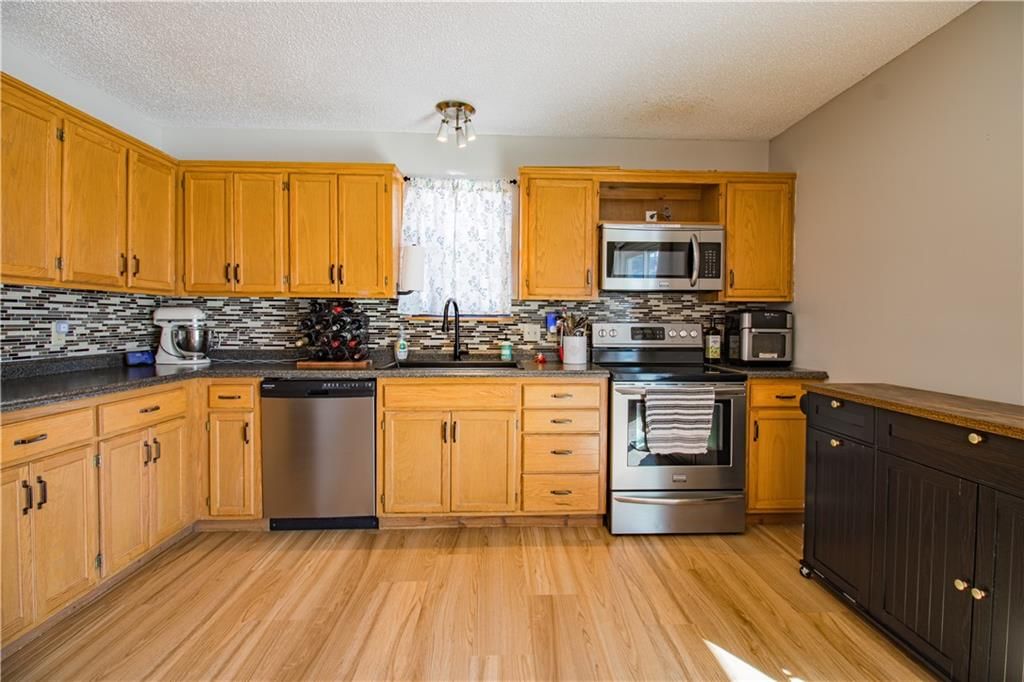 1022 Bedford Drive — photo 9