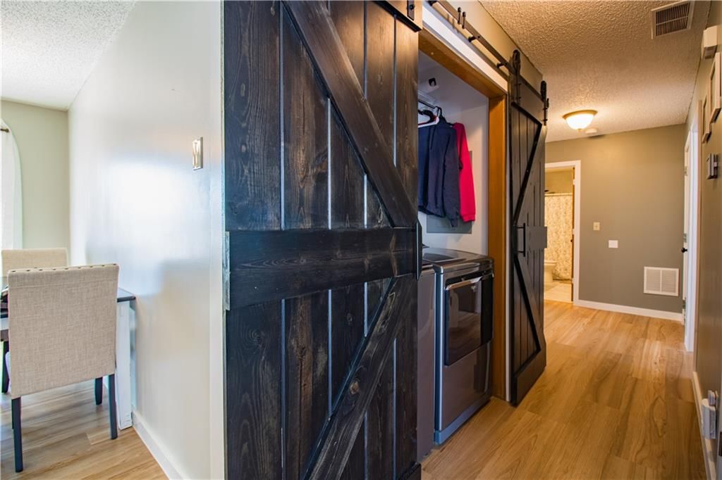 1022 Bedford Drive — photo 11