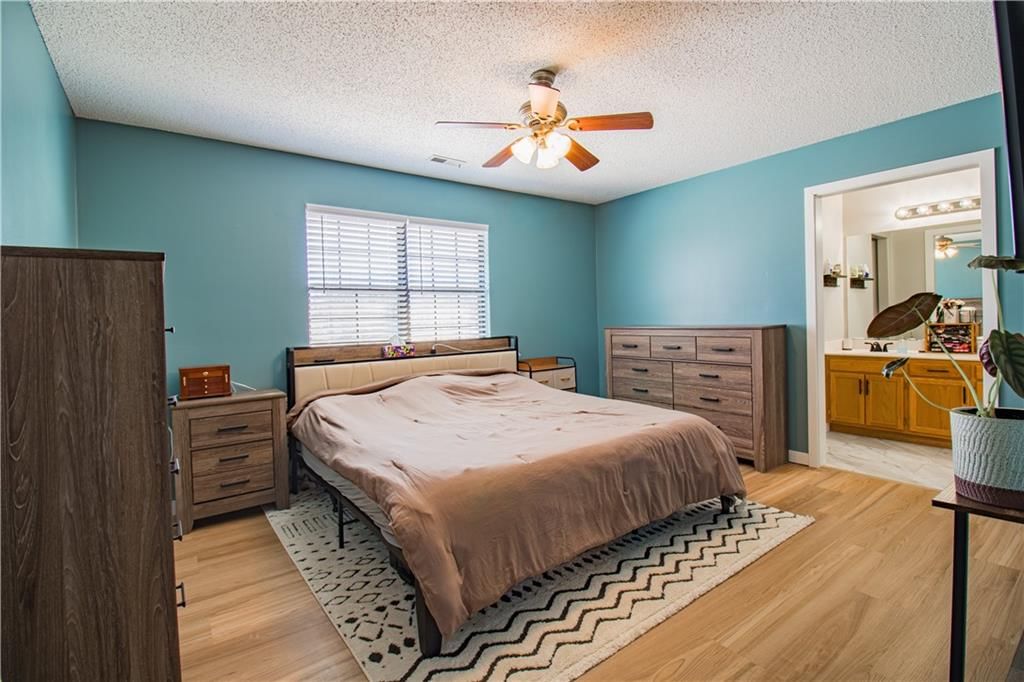 1022 Bedford Drive — photo 13