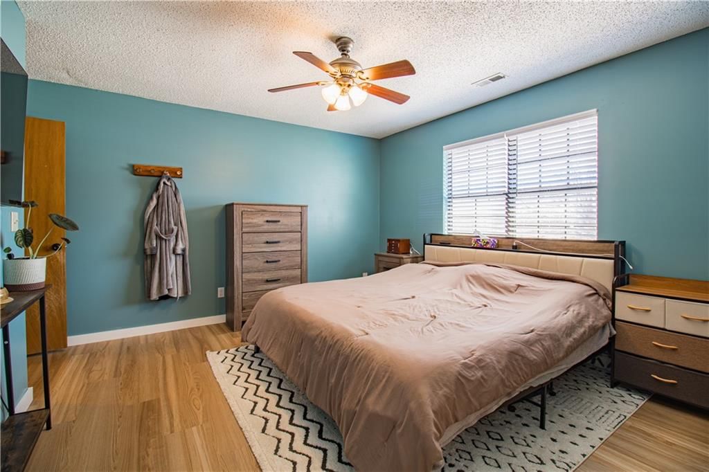 1022 Bedford Drive — photo 14